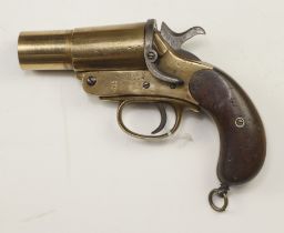 WW1 Webley MkIII brass signal pistol, frame marked Webley & Scott Ltd, London and Birmingham '15 (
