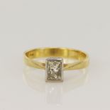 18ct yellow gold diamond solitaire ring, one rectangular princess cut approx. 0.60ct, bezel set,