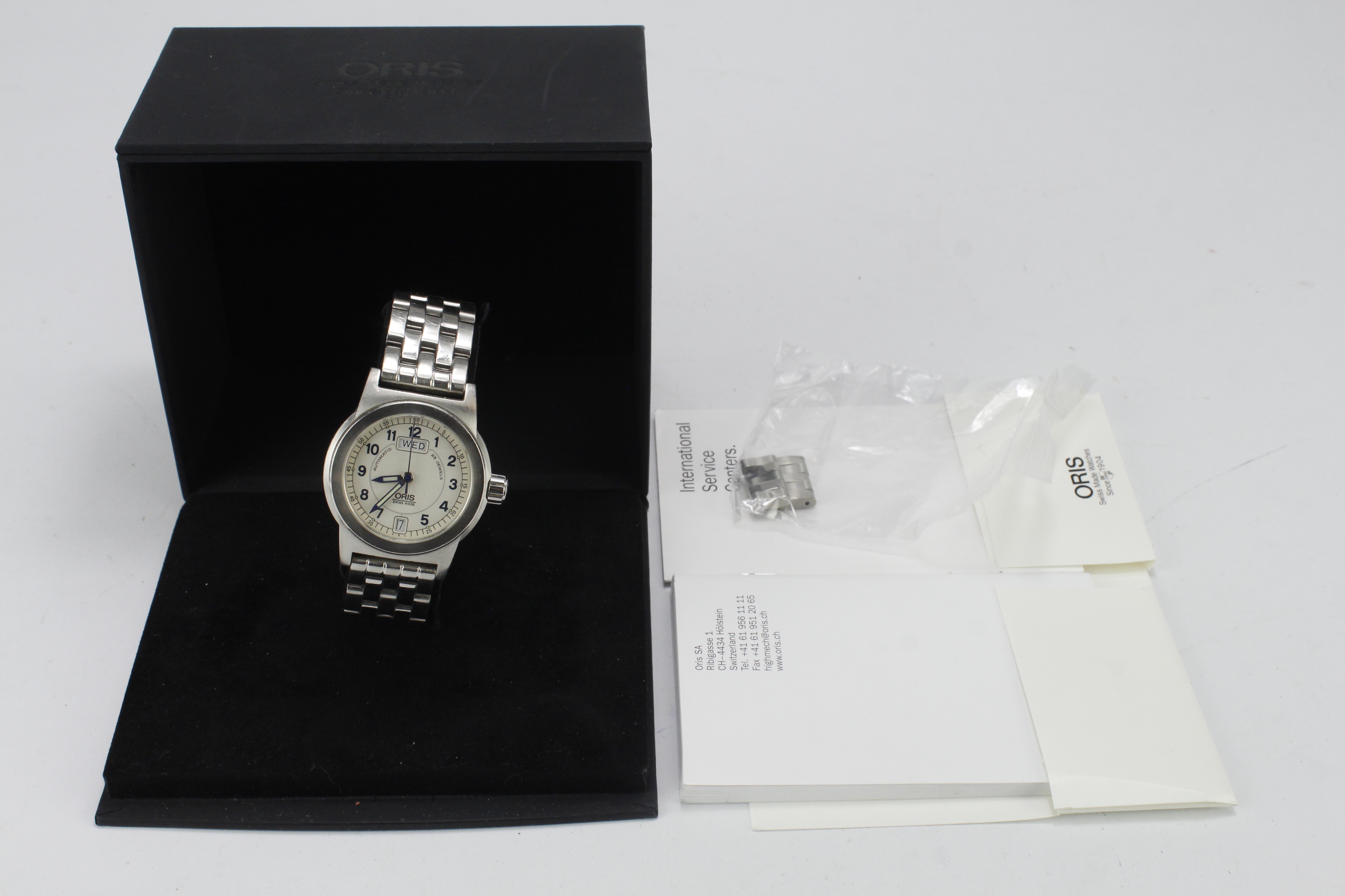 Gents stainless steel cased Oris automatic wristwatch, ref. 7501, circa 2010s. The silvered dial - Image 2 of 2