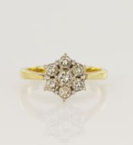 18ct yellow gold diamond daisy cluster ring, seven round brilliant cuts, TDW approx. 0.80ct, head