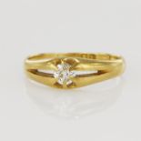 18ct yellow gold Edwardian diamond solitaire ring, one old cut approx. 0.25ct, hallmarked London