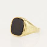 9ct yellow gold onyx signet ring, onyx table measures approx. 11 x 10mm, finger size Q/R, weight 3.