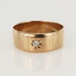 9ct rose gold vintage diamond ring, one round brilliant cut approx. 0.05ct, head width 8mm, finger