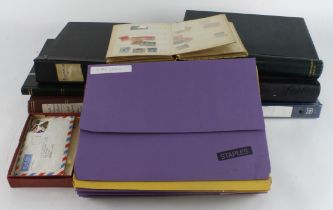 Useful lot of British Commonwealth, consisting of 7 albums / stockbooks, two of which are of general
