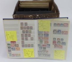 Box with 4x albums of Royalty, two each of 1977 Silver Jubilee and 1981 Royal Wedding. Stockbook