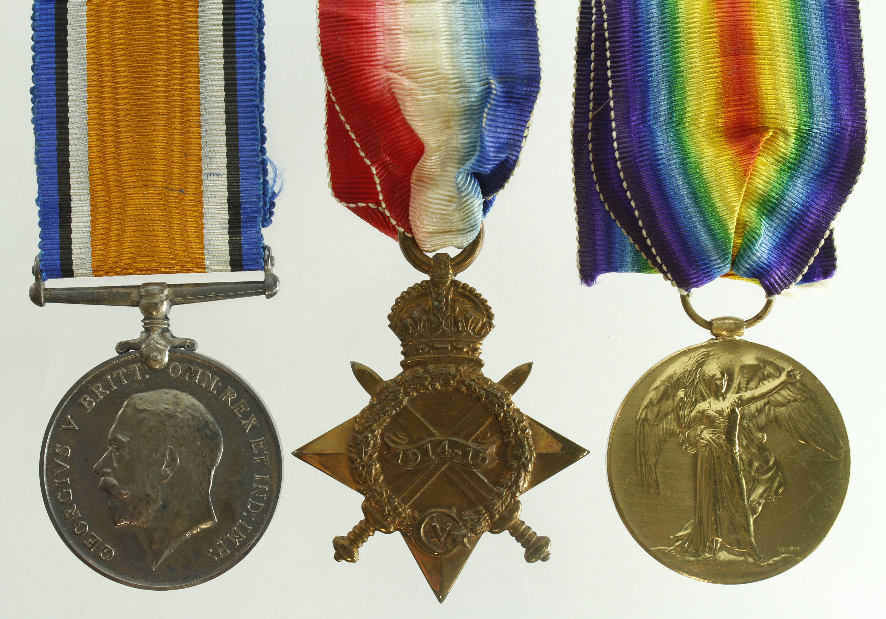 1915 Star Trio (17562 Bombr H J Kemp RGA) served No 61 Co. (3)