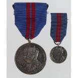 GRV Coronation 1911 medal with miniature.