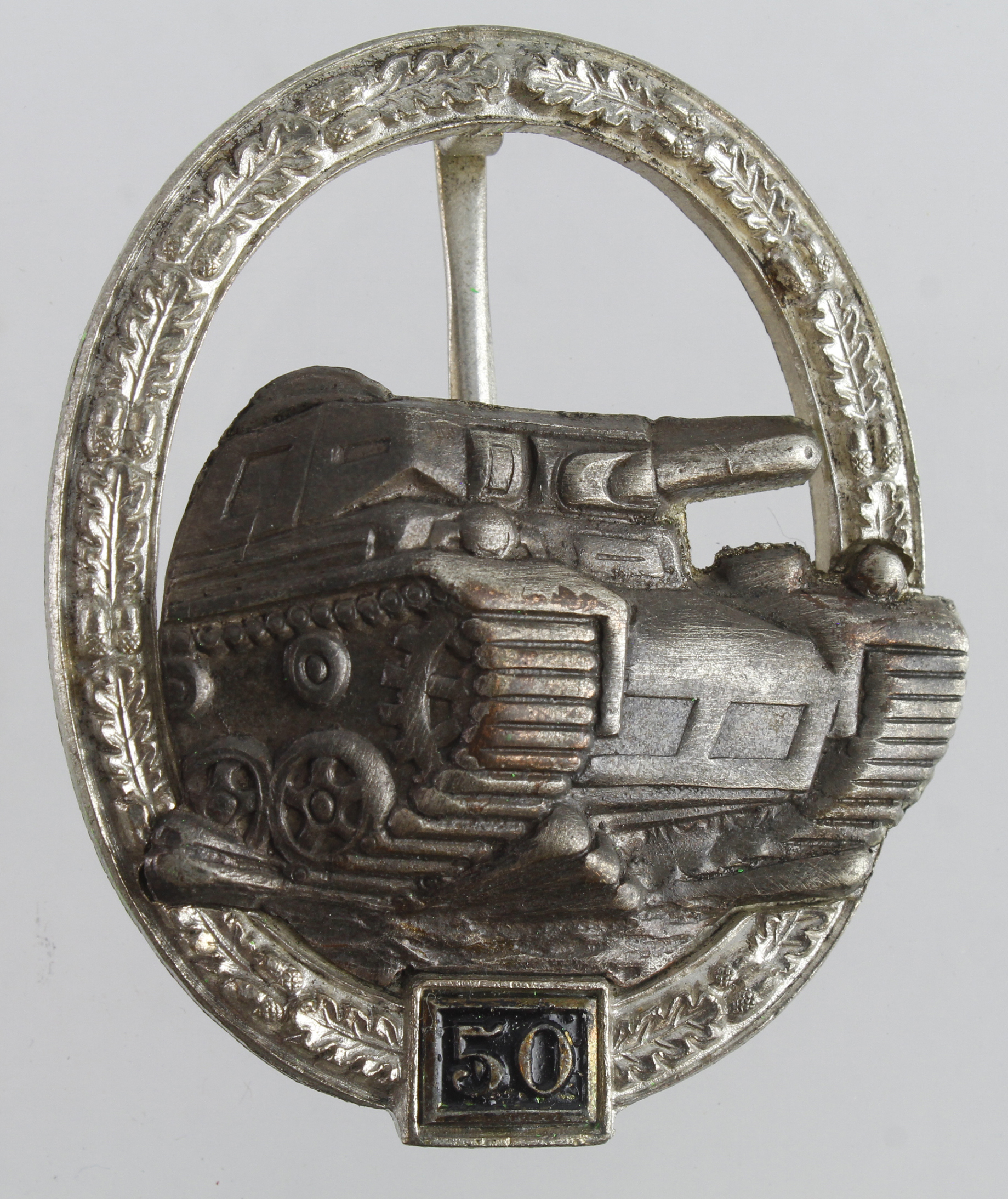 German Tank Battle badge with '50' plaque