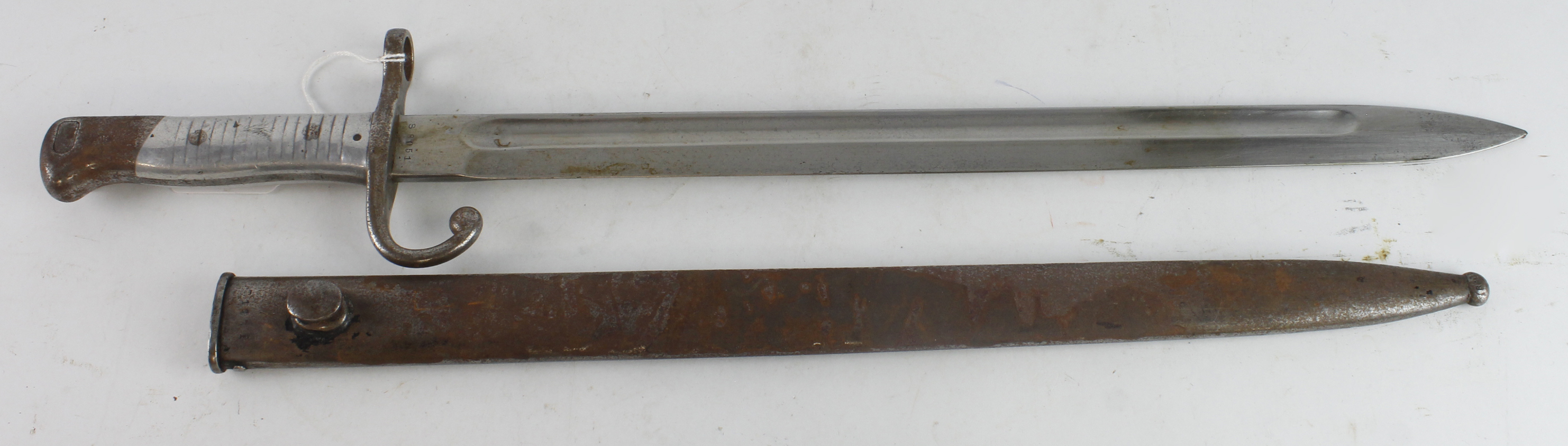 Argentinian M1891 sword bayonet in its steel scabbard, ricasso with maker 'W.K. & Co Solingen'. Good