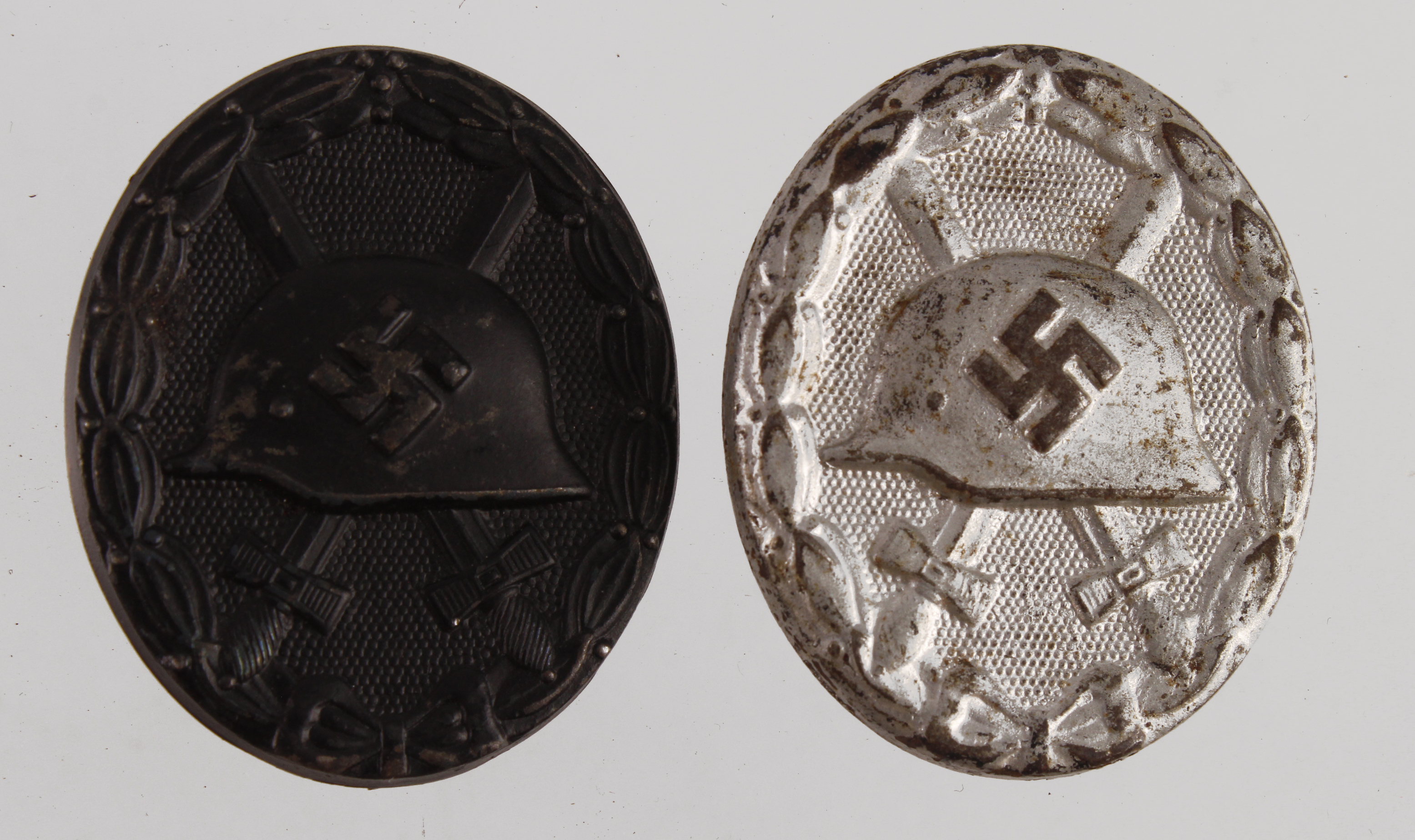Germany from a one owner collection, two wounds badges, black and silver, lightweight.