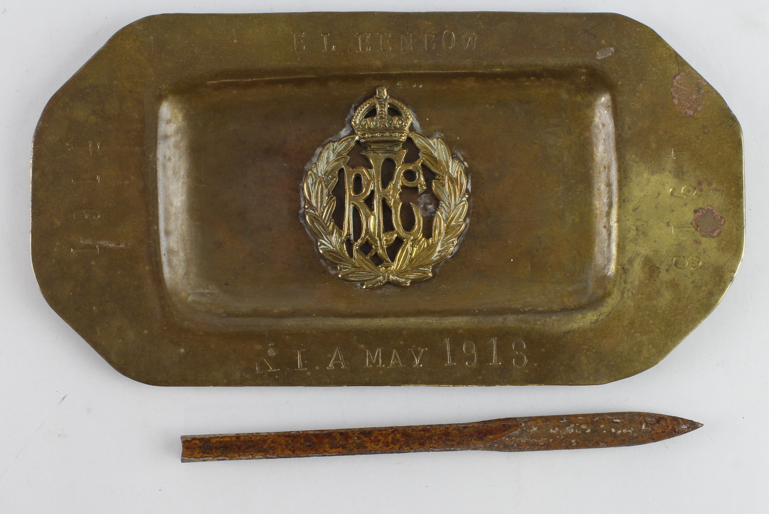 RFC WW1 ashtray marked E L Benbow KIA May 1918 a commemorative piece made by groundcrew? and a