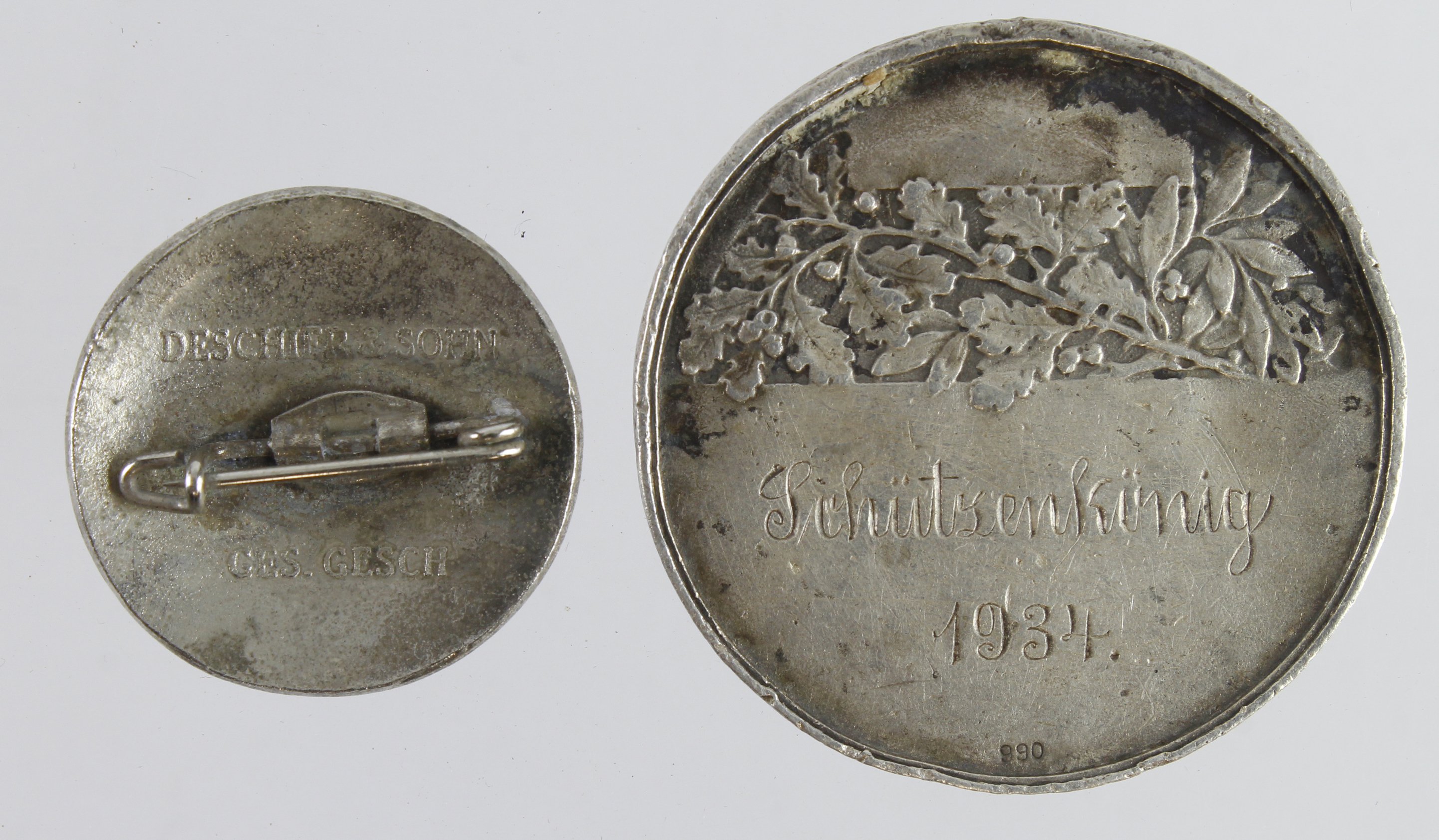 Germany from a one owner collection Adolf Hitler medallion, engraved to reverse Schutzenkonig - Image 2 of 2