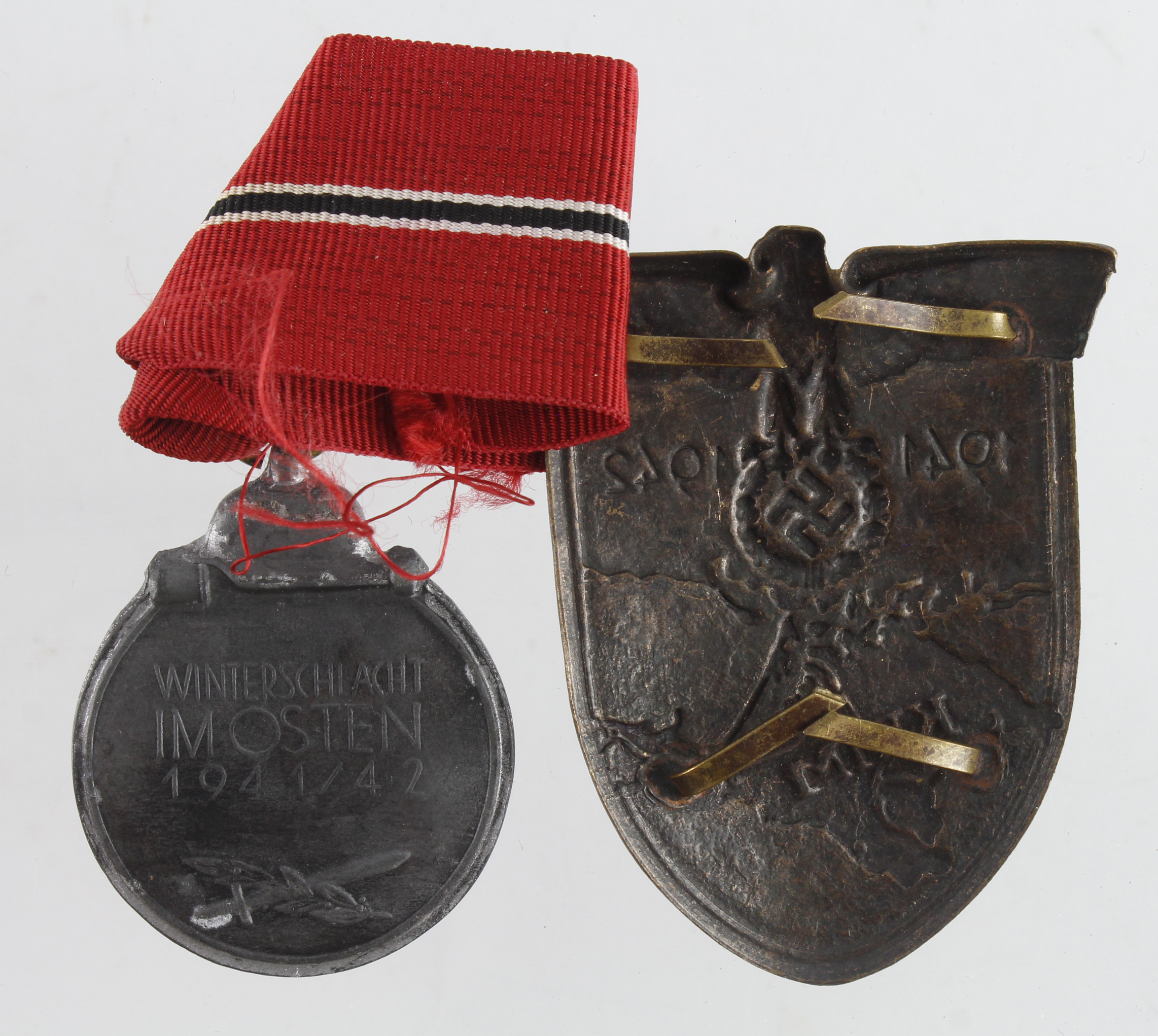 German Krim shield and Russian front medal. - Bild 2 aus 2