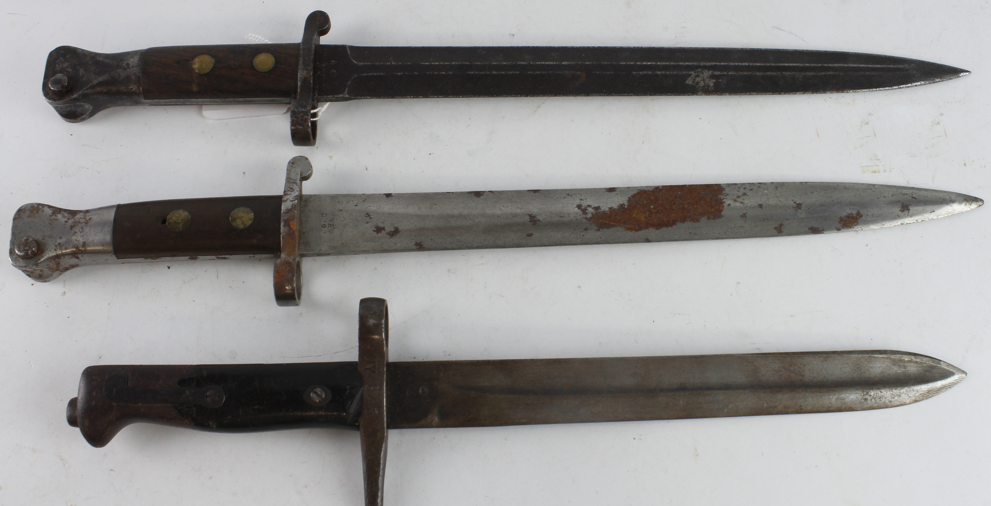 Bayonets without scabbards 1) P1888 ricasso "VR" "0'92" w/d marked, good grips, blade some rust