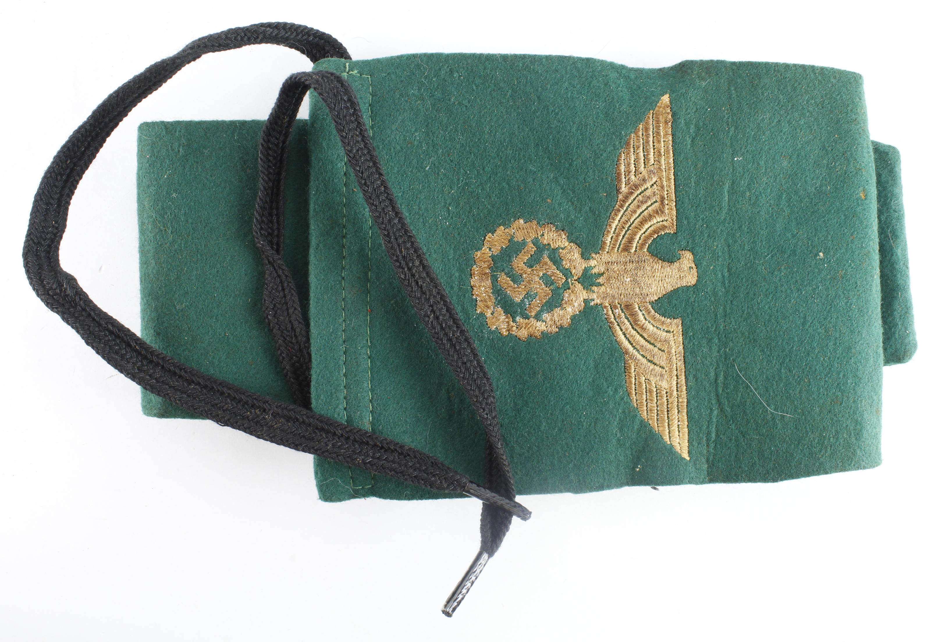 German Wehrmacht Officers dagger bag, green cloth with eagle stitched to flap.