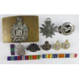 Mixed lot of militaria comprising KOSB brass & white metal buckle, 4 collar badges, an ATC badge,