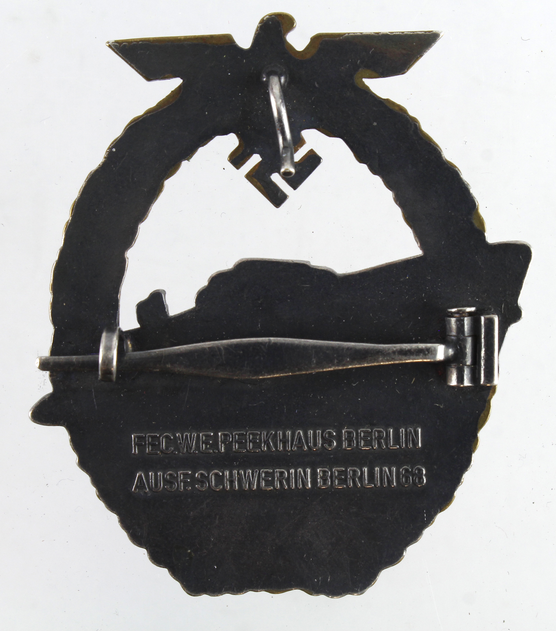 German from a one owner collection a Navy Kriegsmarine war badge, E Boat 2nd pattern, maker marked - Image 2 of 2