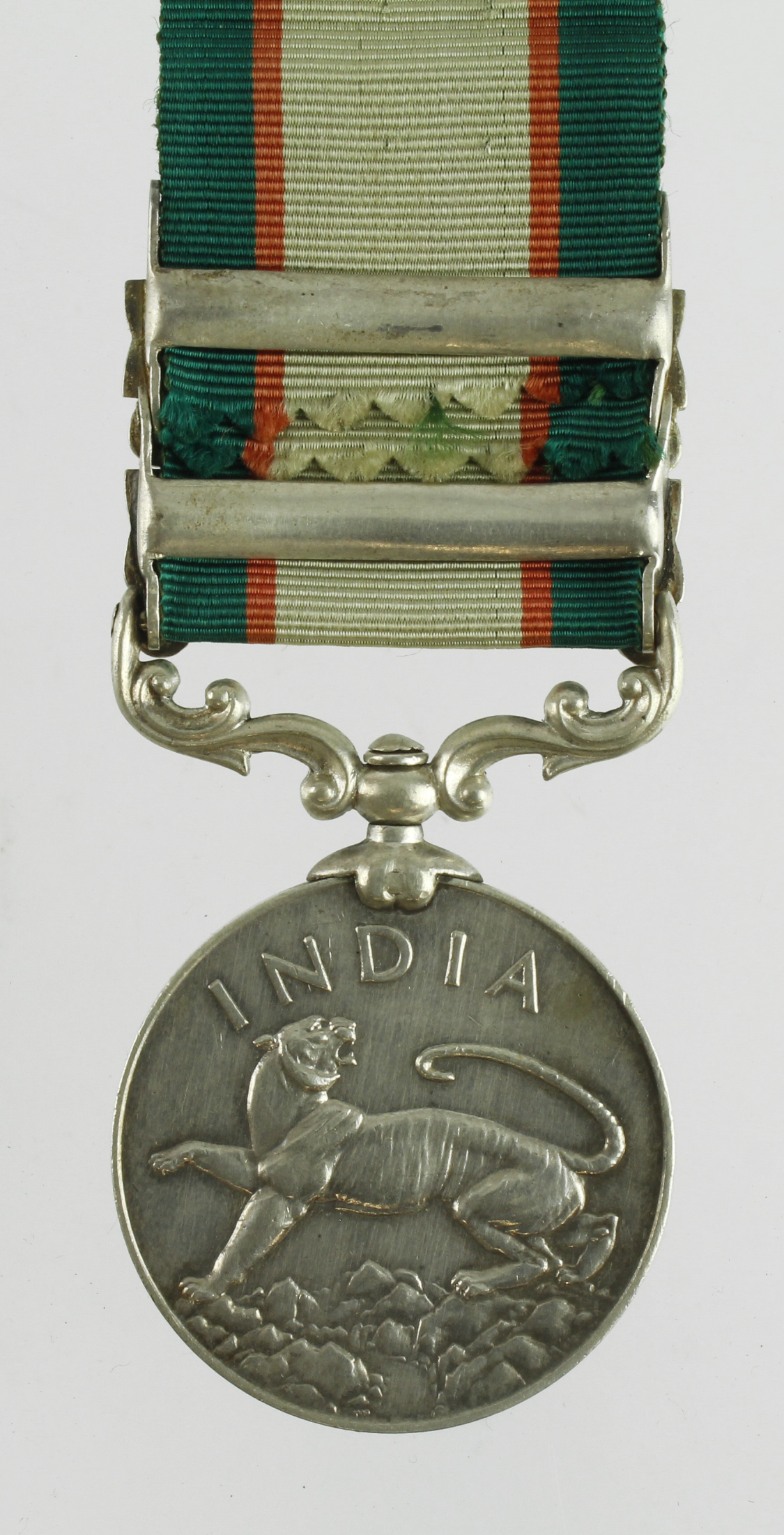 India Medal GVI with bars NWF 1936-37 / NWF 1937-39 (A-12446 Sepoy Akbar Din I.H.C.) - Bild 2 aus 2