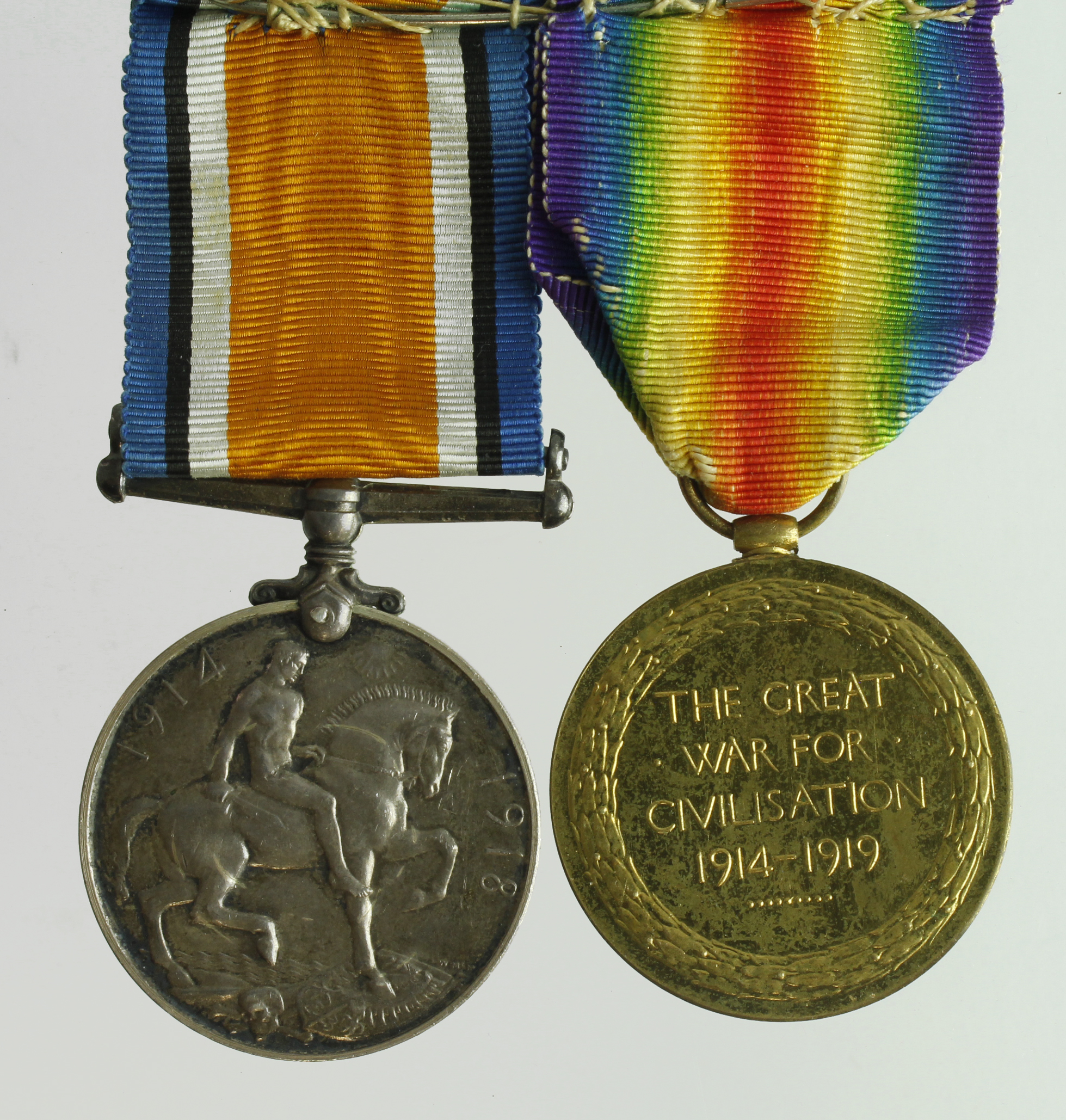 BWM & Victory Medal named (134360 Spr L G P Hull RE). (2) - Bild 2 aus 2