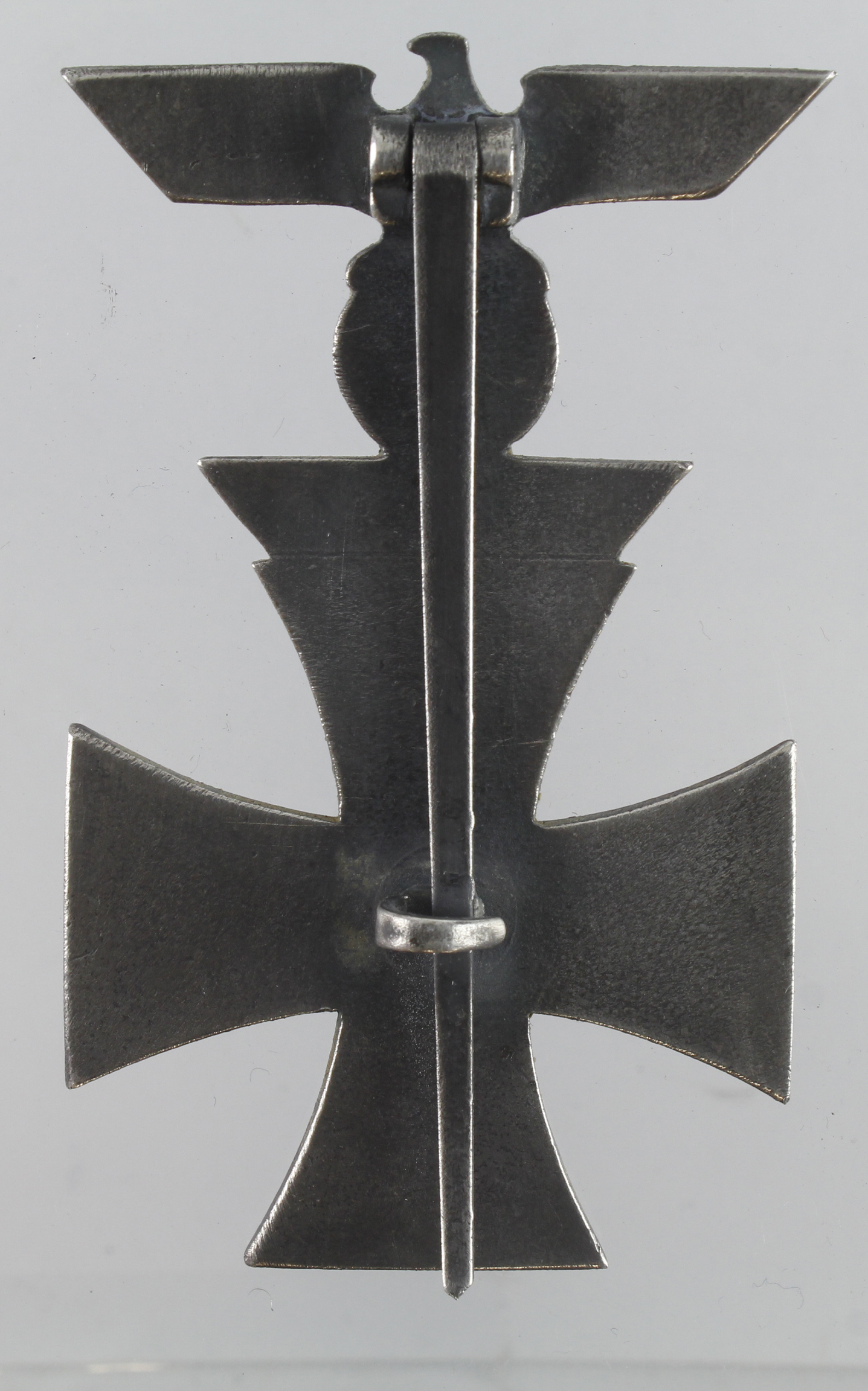 Germany from a one owner collection, a WW1 Iron Cross 1st class with WW2 spange, a solid 1x piece - Image 2 of 2