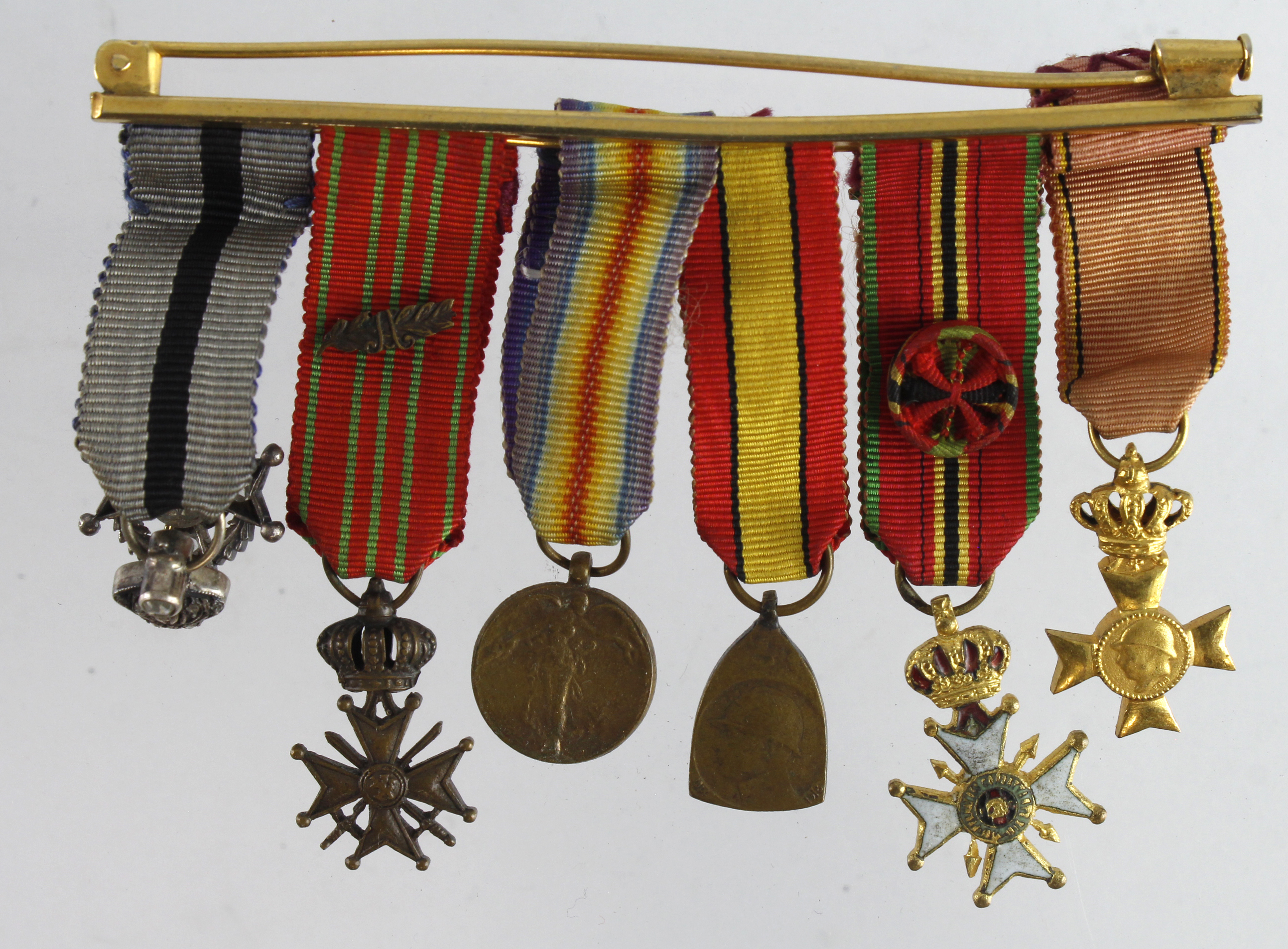 Minature Medal group mounted as worn - Belgian WW2 group (6)