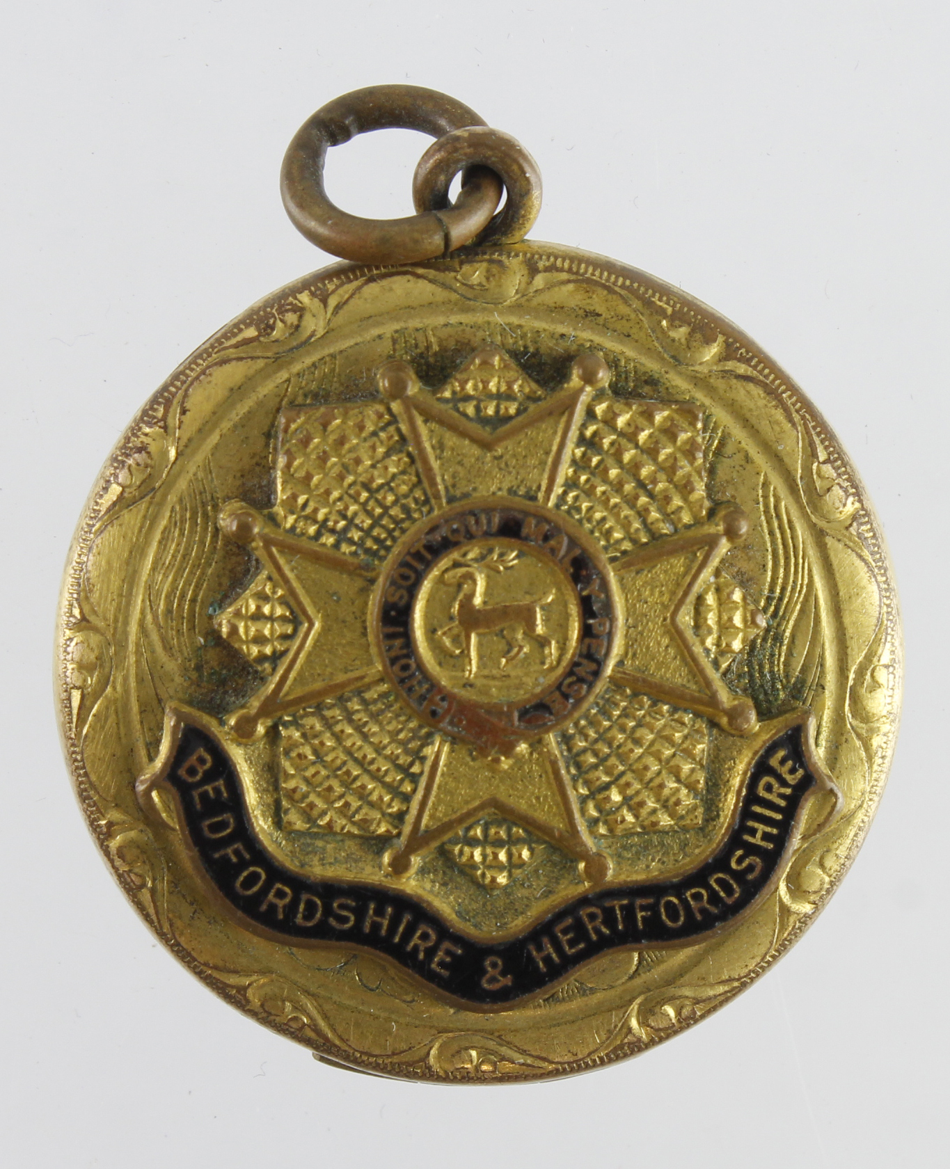 WW1 Bedfordshire & Hertfordshire locket probably purchase by soldier and sent home to his loved