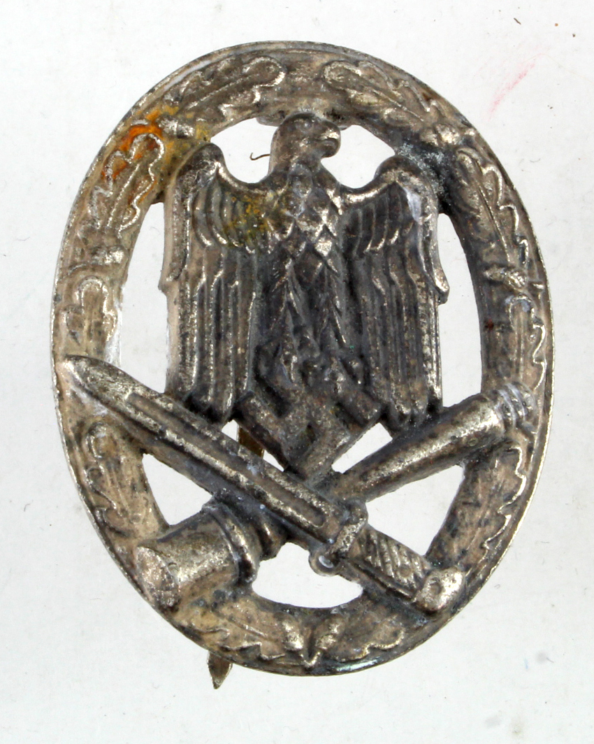 German General Assault War badge unmarked.