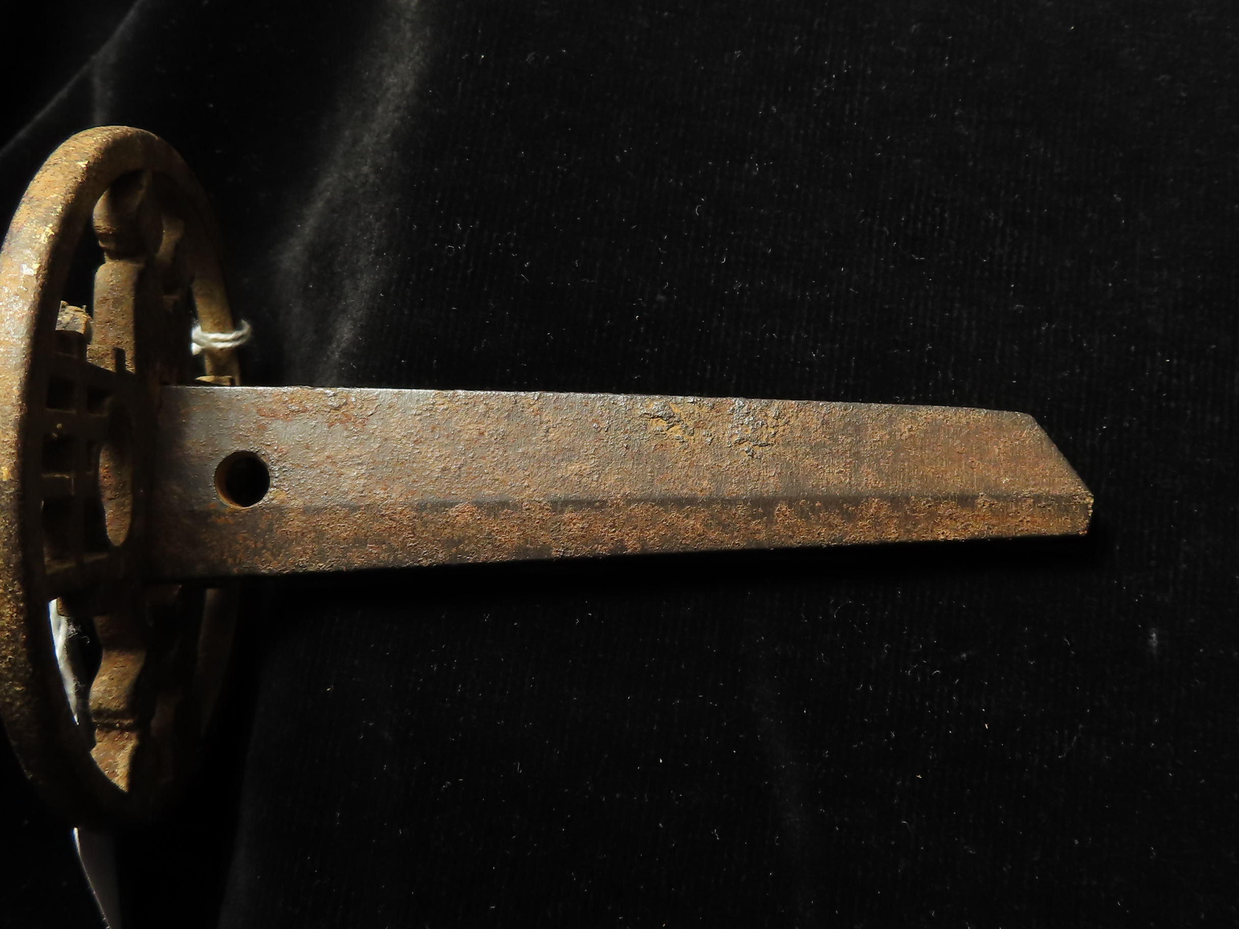 Japanese Sword with scabbard in relique state, tang signed, blade 20.5" - Image 3 of 3