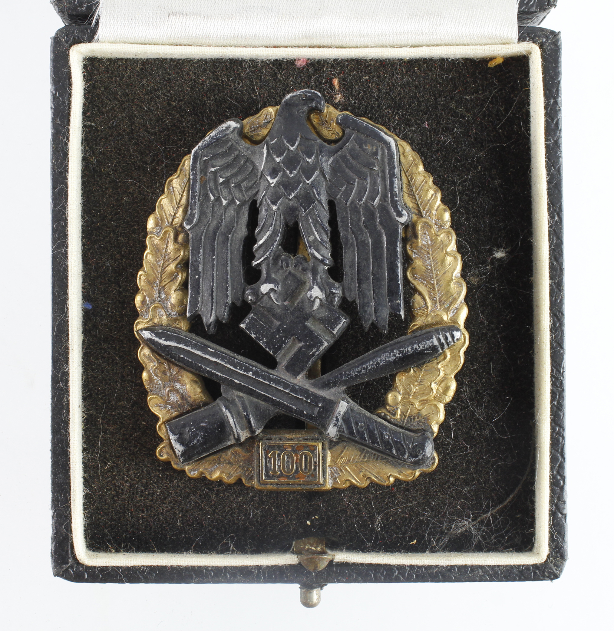 Germany from a one owner collection, a General Assault badge "50" Engagements JFS in fitted case.