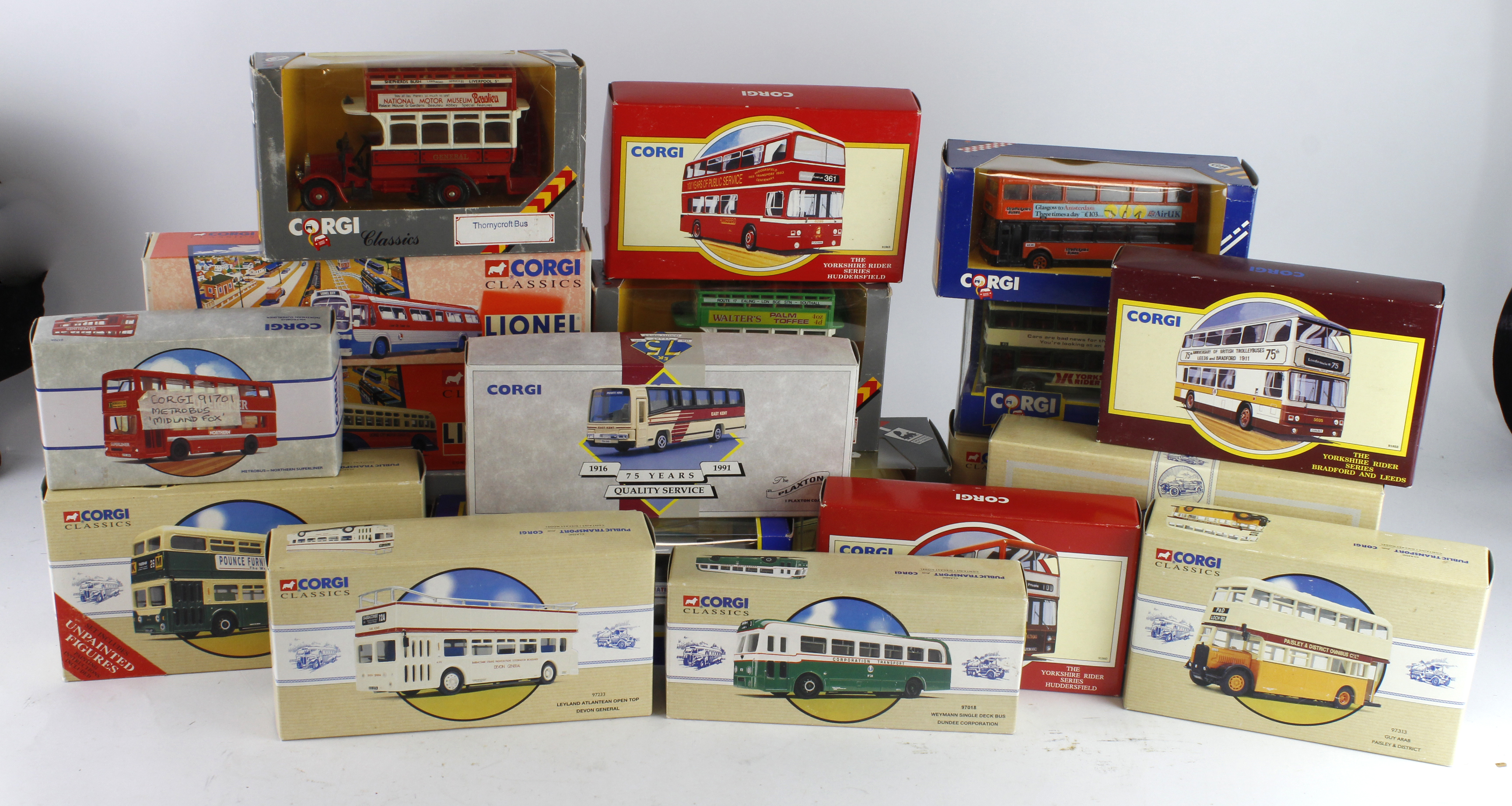 Corgi Classics. Twenty boxed Corgi Classic coaches & buses, including 98421, 54011, 54404, 97018,