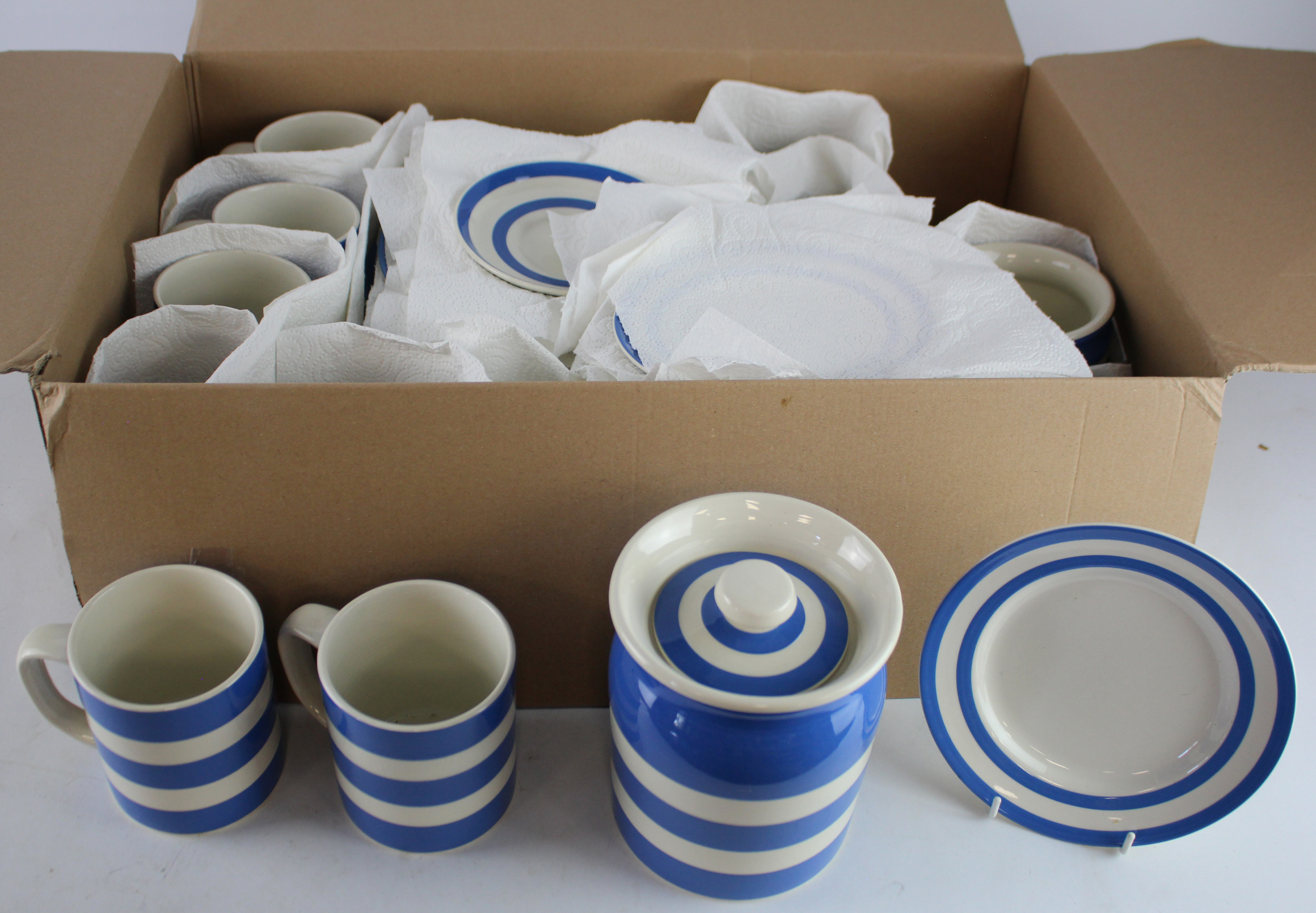 Cornishware. A collection of blue & white Cornishware by T. G. Green, including mugs, plates, egg