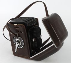 Yashica Mat TLR camera (MT 7020390), contained in original leather case