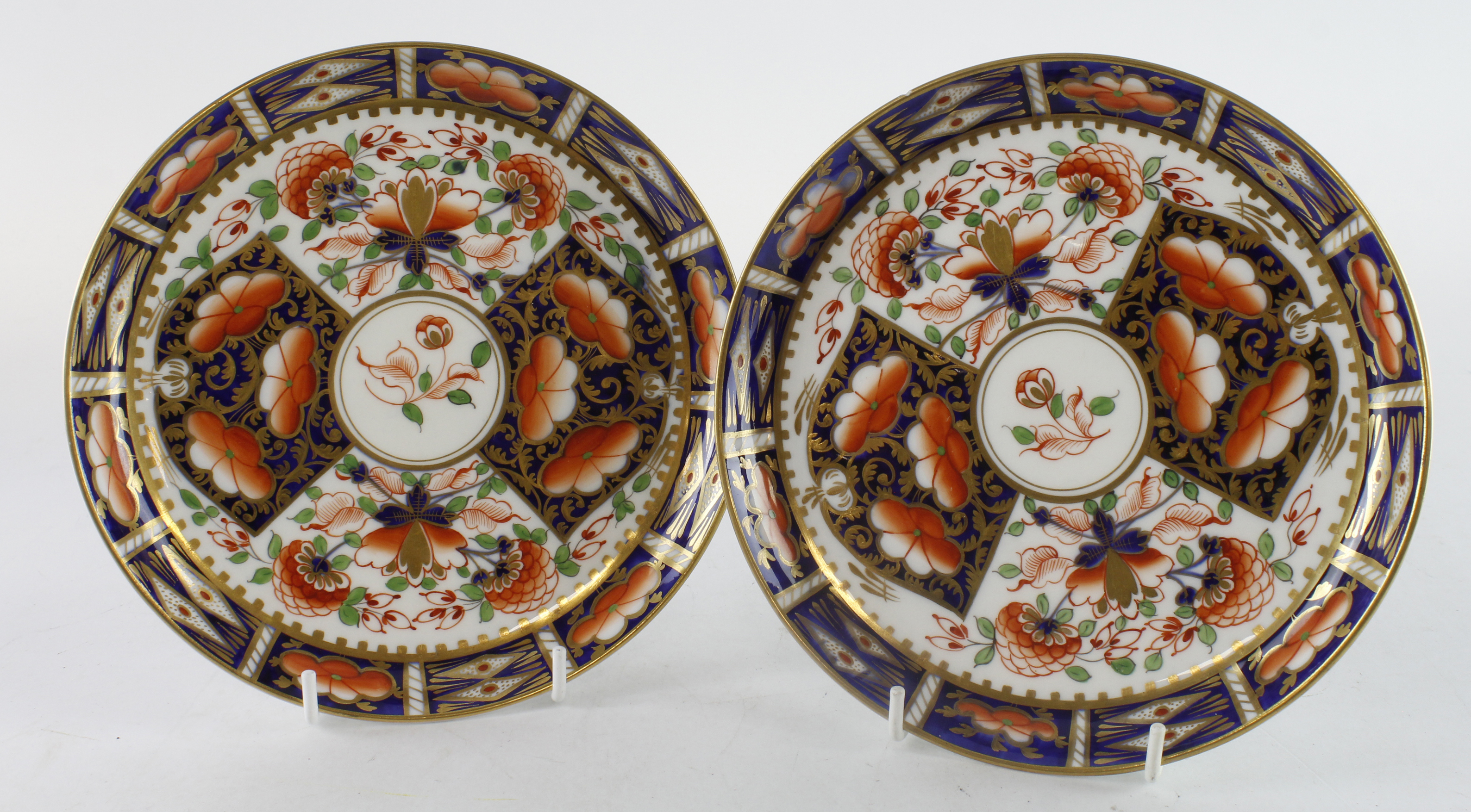 Derby. Two Derby Imari patttern plates (Stevenson & Hancock), circa late 19th to early 20th Century,