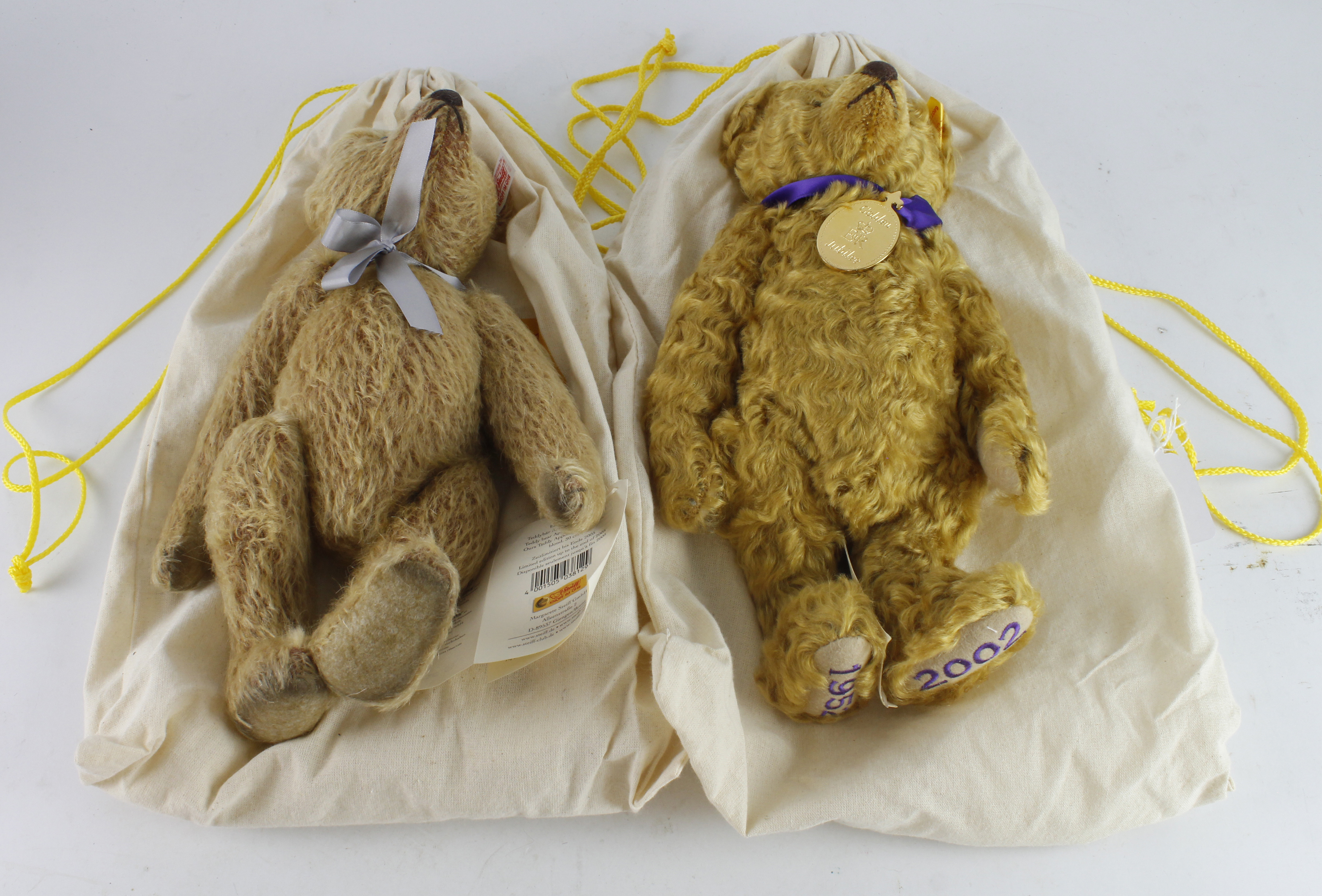 Steiff. Two Steiff limited edition bears, both with certificates in original bags, comprising '125th