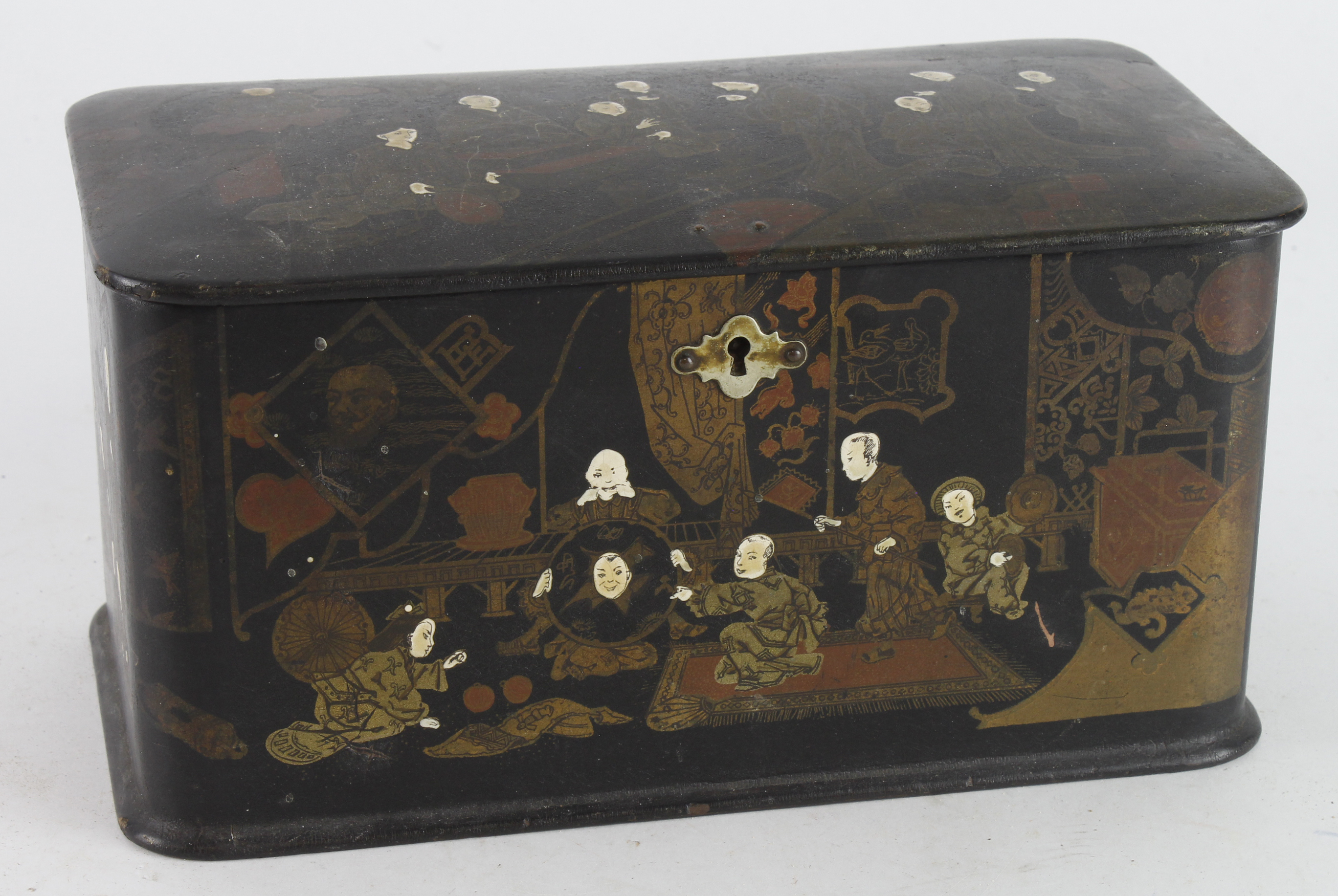 Chinese tea caddy, with figural decoration, two internal lids, height 11cm, width 22cm, depth 12cm