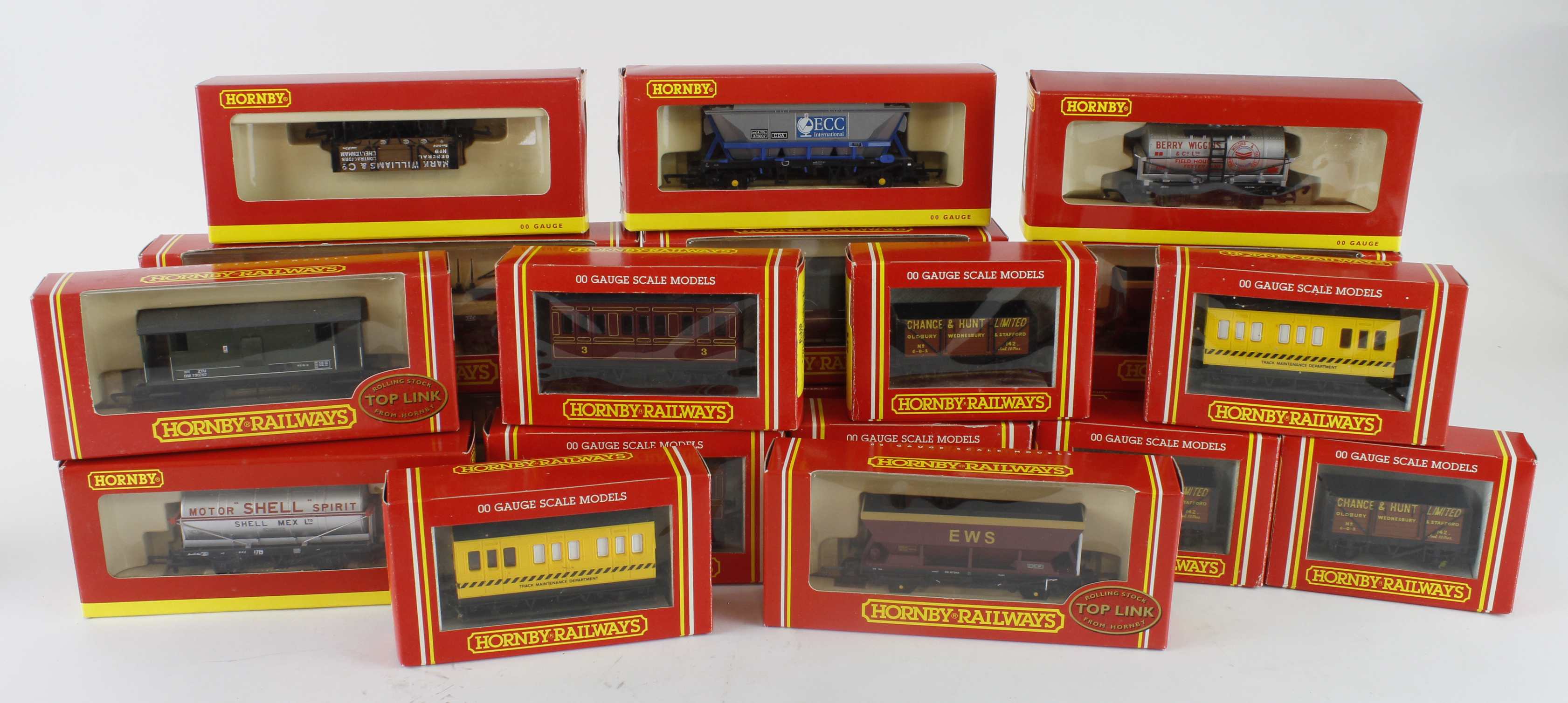 Wagons. Twenty boxed Hornby OO gauge wagons