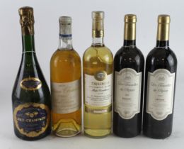 Wine. Five various bottles of wine, comprising Chateau Climens 1964; Joly Champagne 2002; Les