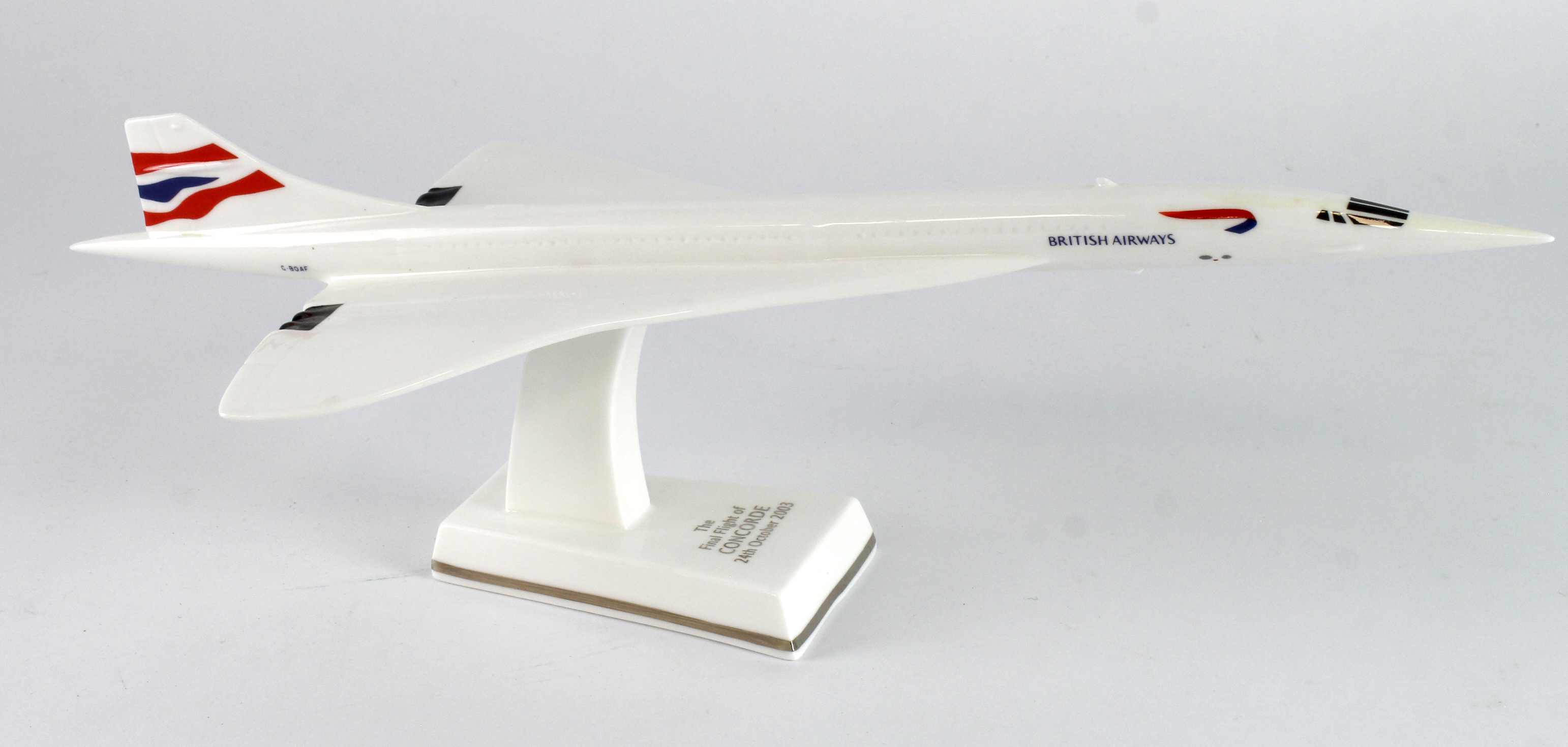 Royal Worcester Compton & Woodhouse 'The Final Flight of Concorde', 2004, limited edition 415/450