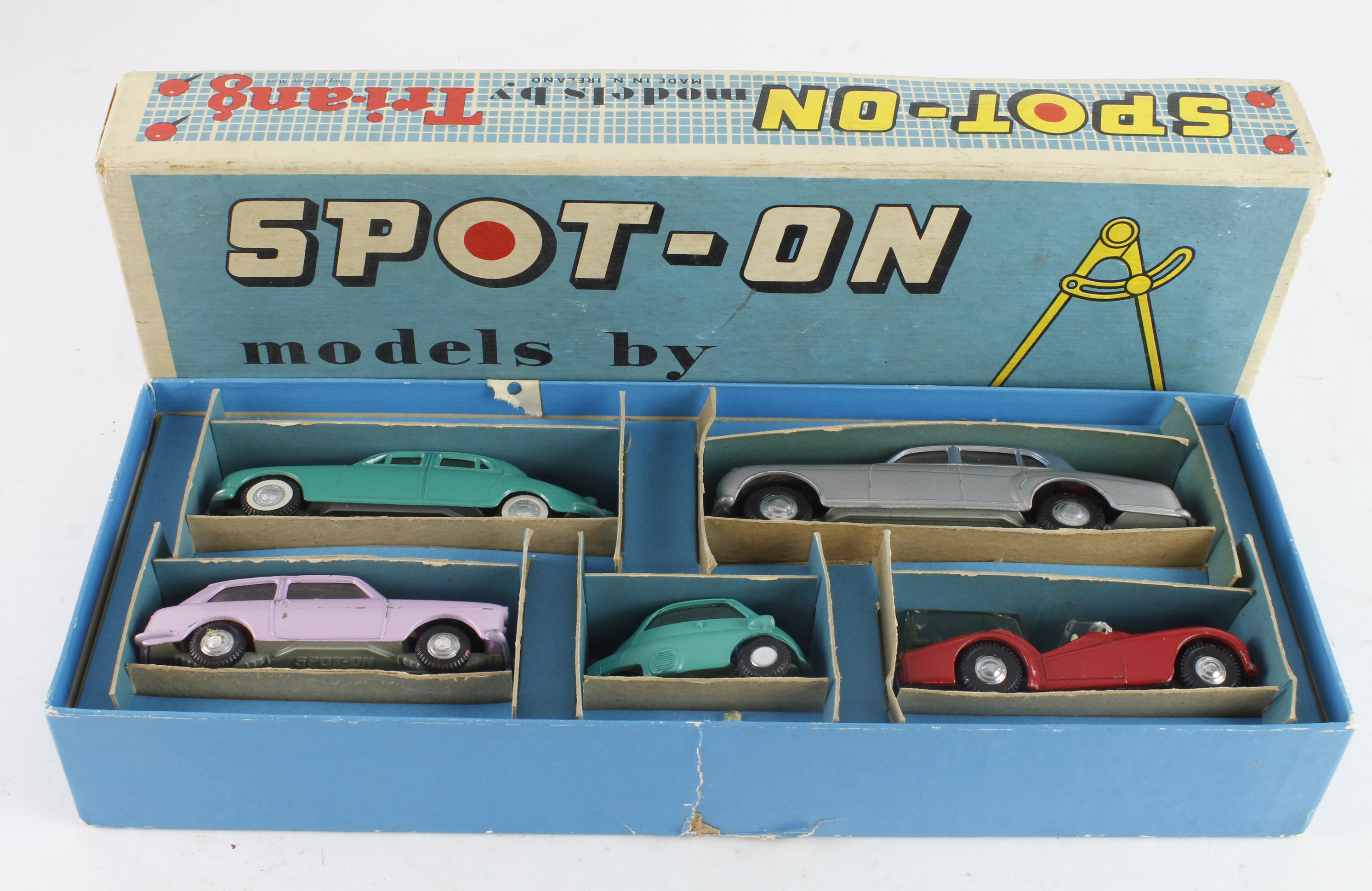 Spot On (Triang) five car Presentation Set, comprising Jaguar 3.4 (green); Bentley Saloon (