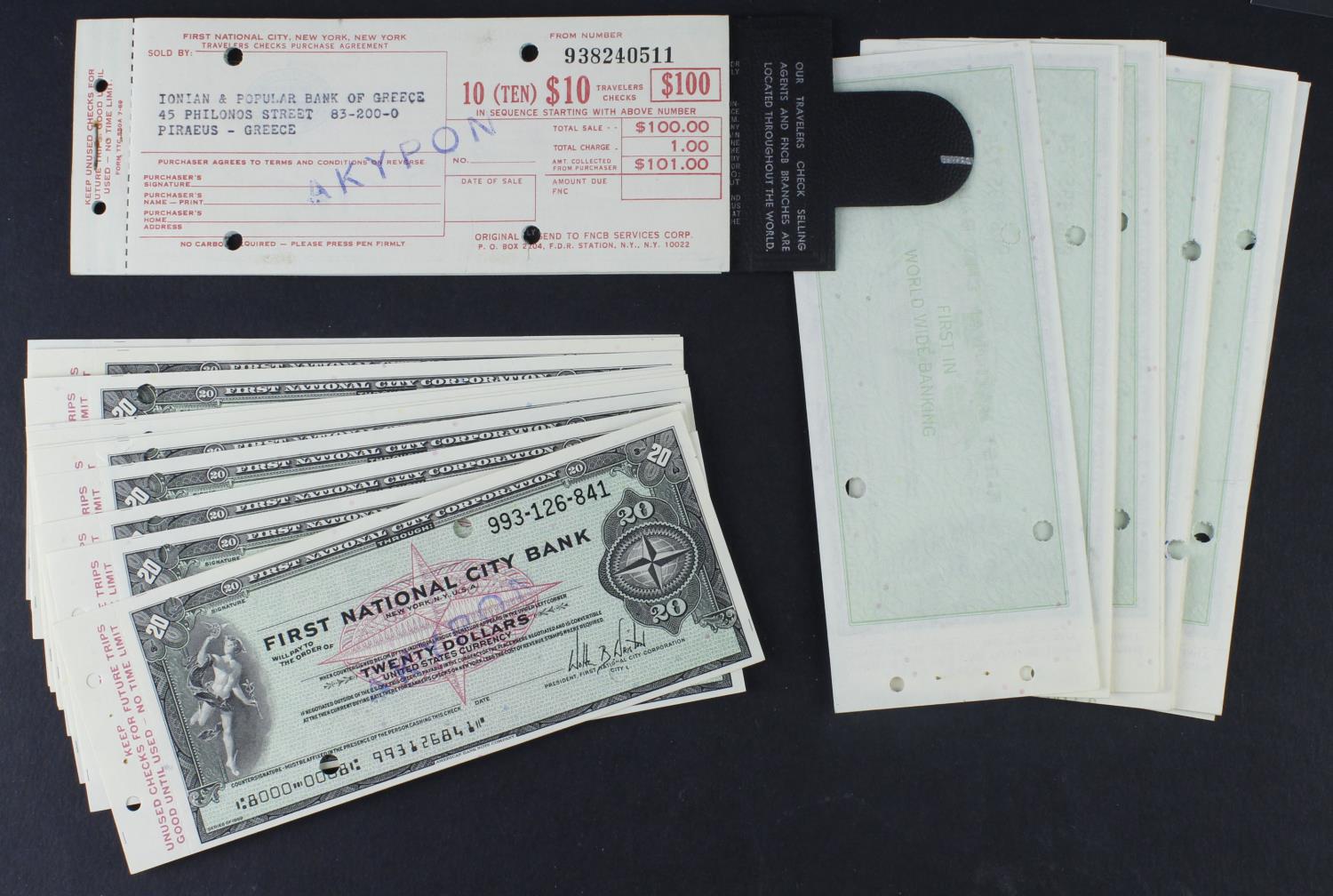 U.S.A. First National City Bank (55), booklet of 10 x 10 Dollars Travellers Cheques in leather