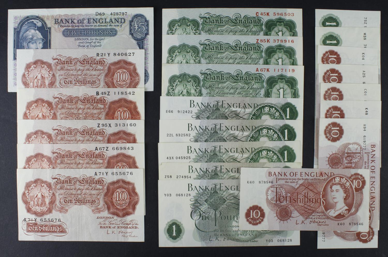 O'Brien (22), 5 Pounds issued 1957, Lion & Key note, serial D69 428797 (B277, Pick371a), 10