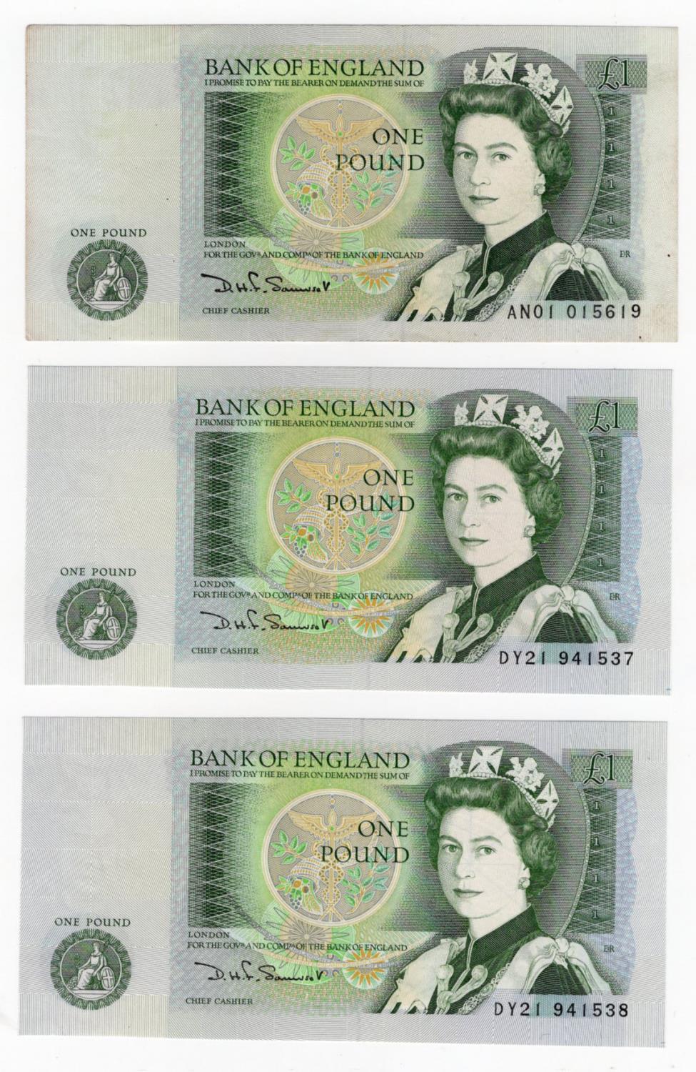 Somerset 1 Pound (B341) issued 1981 (3), a consecutively numbered pair of LAST RUN 'DY21' prefix,