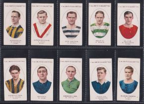 Cigarette cards, F J Smith, Football Club Records 1916/17, (set. 50 cards) includes Billy Meredith