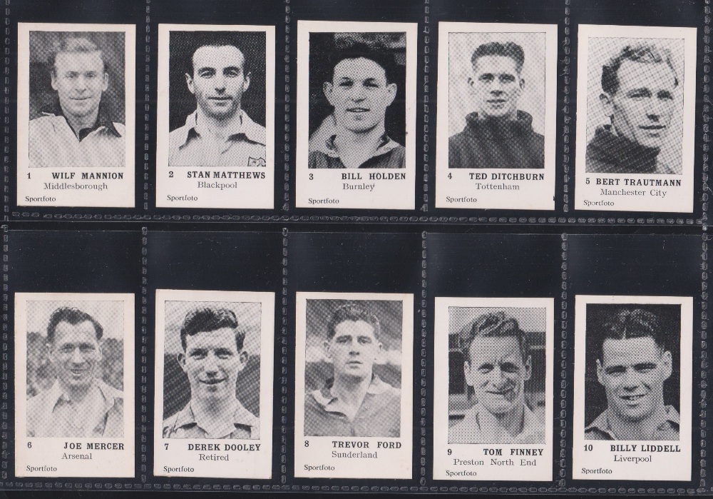 Trade cards, Daily Herald, Footballers, unbranded issue (Sportfoto credit at base) (31/32, missing