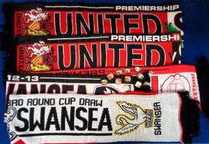 Football memorabilia, Manchester United v Swansea, 4 different woollen half & half scarves, 20 May