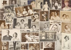 Postcards, a mixed subject collection of approx. 212 cards inc. 60 film star homes (with 14 RPs), 37