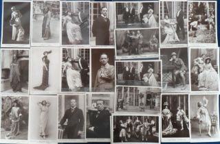 Postcards, Theatre, a good collection of approx. 180 RPs and printed cards of Edwardian play scenes,