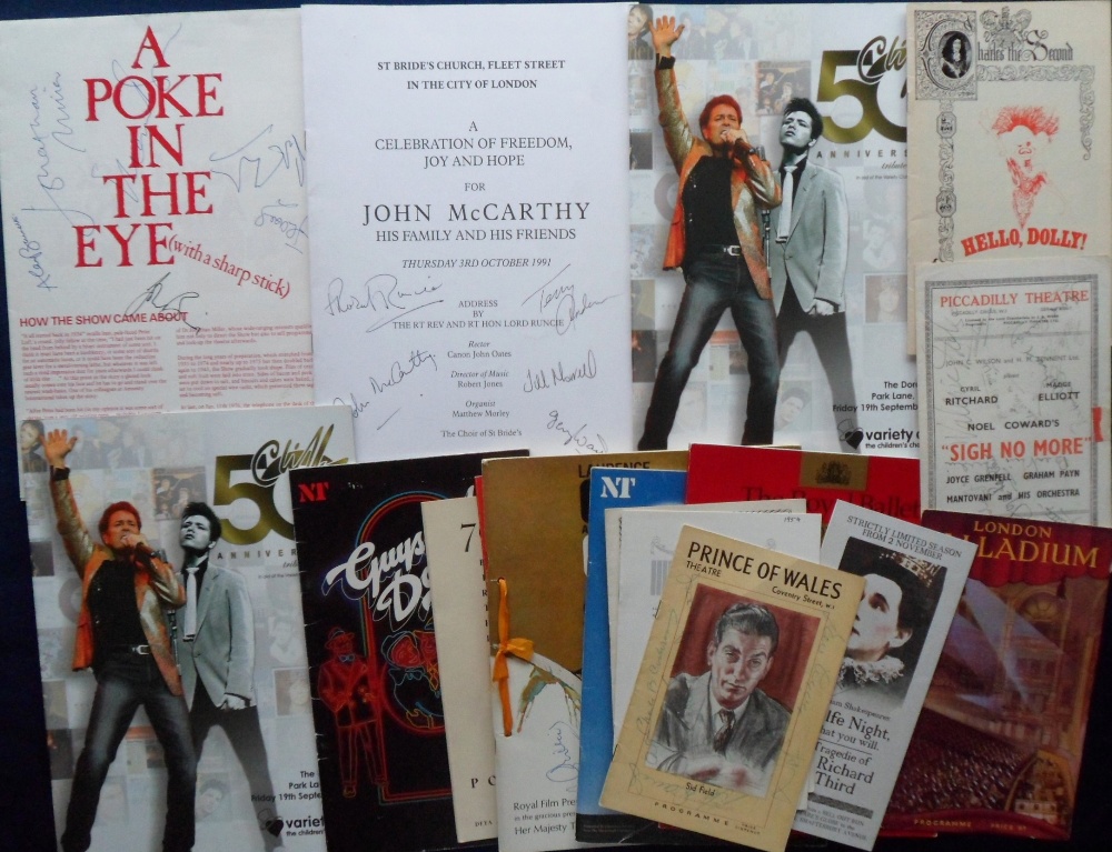 Autographs, a good selection of approx. 29 theatre programmes inc. souvenir programmes, all post - Image 2 of 2