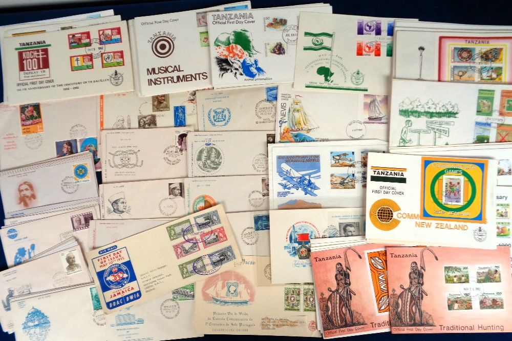 Stamps, World collection housed in 6 quality stockbooks and a first day cover album, to include - Image 6 of 6