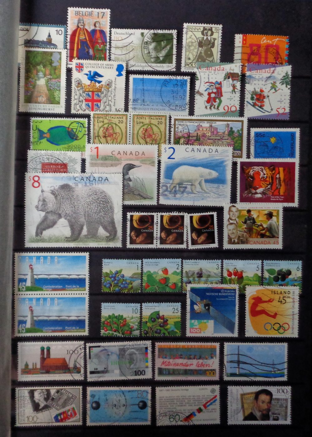 Stamps, Collection of stamps and first day covers to include Australia, Canada, Hungary, New Zealand